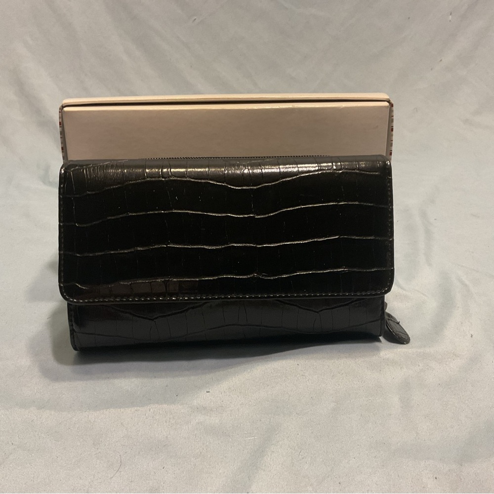 Mundi Black Croc-Embossed Wallet